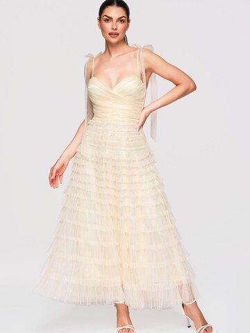 Abito di Ombre in beige