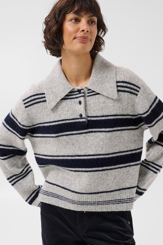 Part Two Pullover 'Carilina' i grå