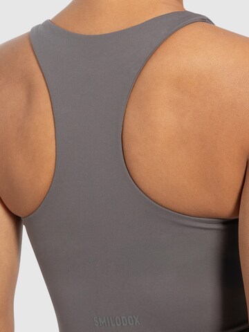 Smilodox Jumpsuit 'Ilva' in Grijs