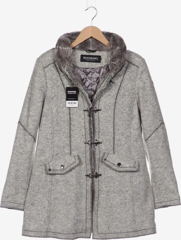 Beaumont Jacket & Coat in L in Grey: front