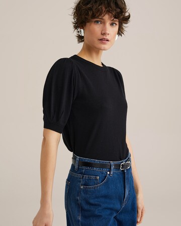 WE Fashion Sweater in Black: front