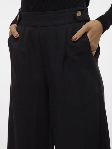VERO MODA Loosefit Bukser med lægfolder i sort