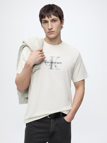 Calvin Klein Jeans Μπλουζάκι '20s' σε λευκό