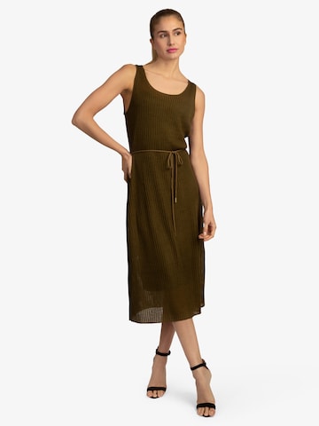 APART Knitted dress in Green: front