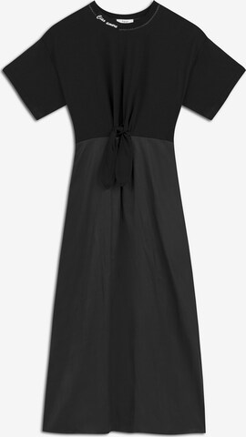 Twist Dress in Black: front