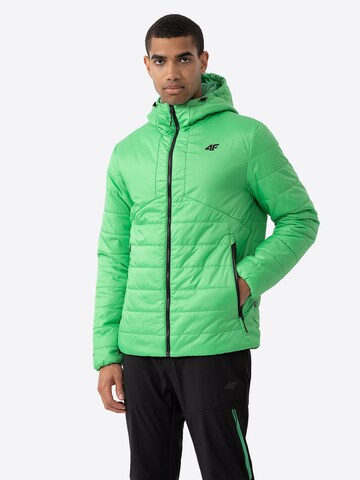 4F Kurtka outdoor w kolorze zielony: przód