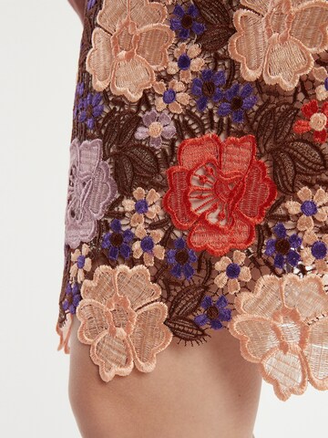 Ana Alcazar Kleid 'Penelope' in Braun