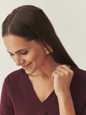 TATUUM Neulemekko värissä punainen