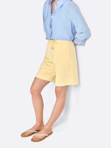Rich & Royal - Regular Calças em amarelo