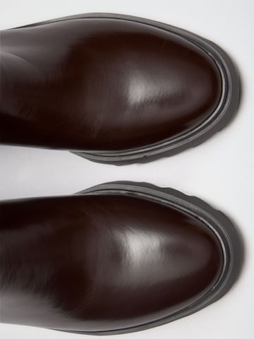 Lipsy Stiefelette in Braun
