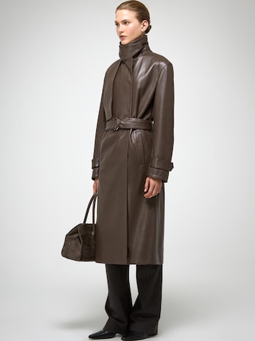 V S P Winter coat 'Isabelle' in Brown