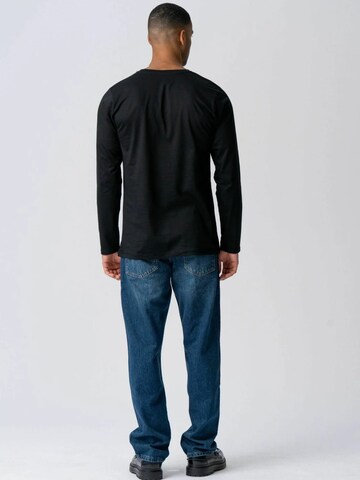 Coupe regular Chemise ' Basic Long ' TEESHOPPEN en noir