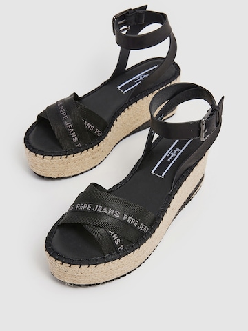 Pepe Jeans Sandale 'WITNEY' in Schwarz