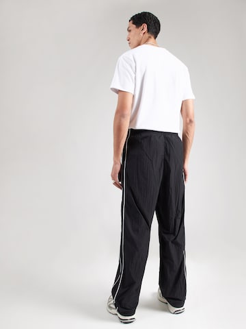 HOLLISTER Lużny krój Spodnie w kolorze czarny