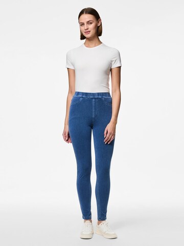 PIECES Skinny Jeggings 'PCJumbo' in Blau