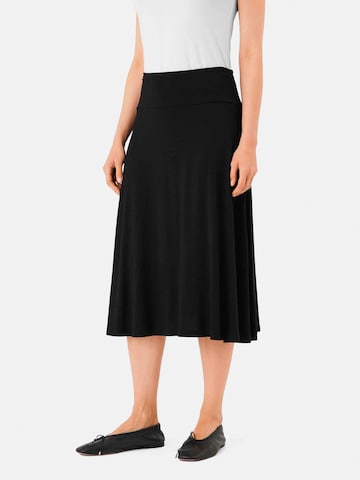 Masai Skirt in Black: front