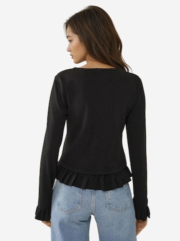 Hiccup Strickjacke in Schwarz