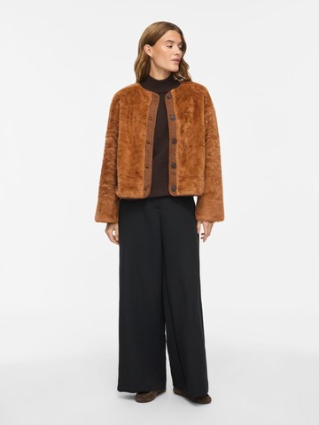 VILA - Chaqueta de entretiempo 'VIAvo' en marrón