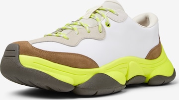 Baskets basses 'Karst 2' CAMPER en blanc : devant