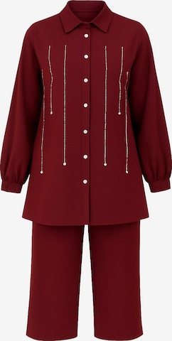 MODAMIHRAM Hosenanzug in Rot: Vorderseite