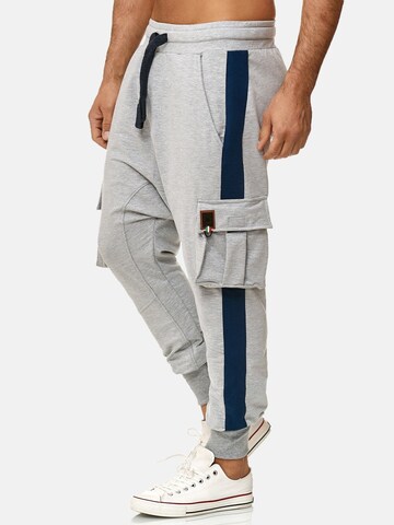 regular Pantaloni '19618' di Tazzio in grigio