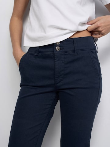 Salsa Jeans Regular ChinoHosen Secret in Blau: Vorderseite