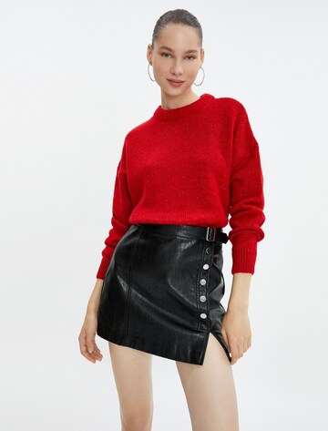 Koton Sweater in Red: front