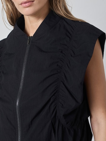 Gilet ' AcasiaCC ' co'couture en noir