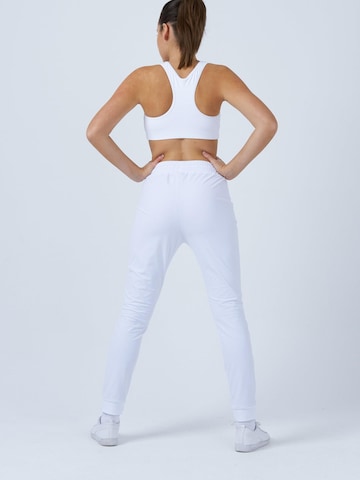 SPORTKIND Loosefit Sporthose 'Jogging Pants'‌‌ in Weiß