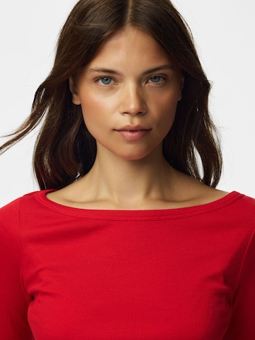 PIECES Top in Red
