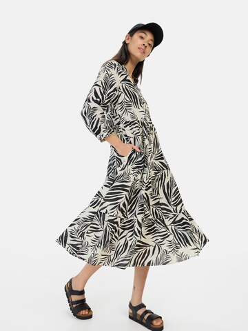 CAMEL ACTIVE Mittellanges Sommerkleid mit Allover-Print in Schwarz