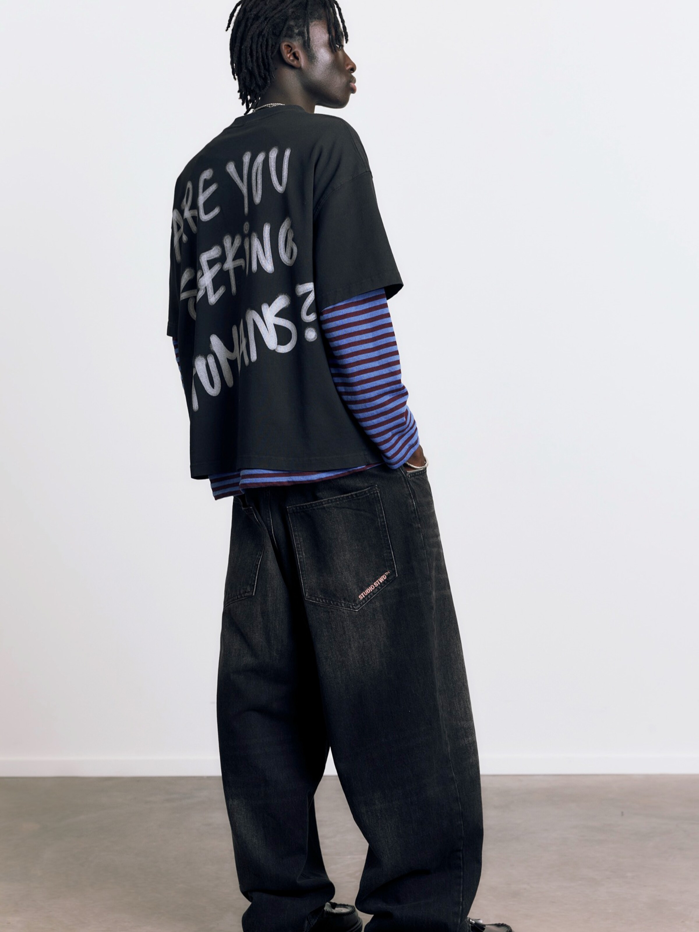 T-Shirt 'STWD DIVISION' Pull&Bear en Noir | ABOUT YOU