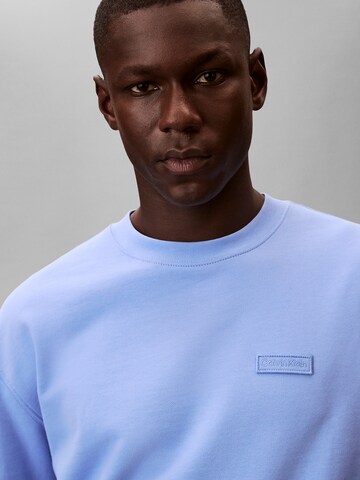 Calvin Klein Jeans Sweatshirt 'Terry Badge' in Blauw