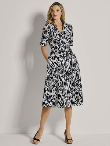 MADELEINE Kleid in Schwarz