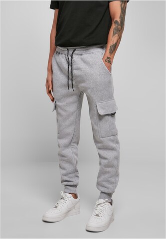 SOUTHPOLE Tapered Cargo Pants in Grey: front