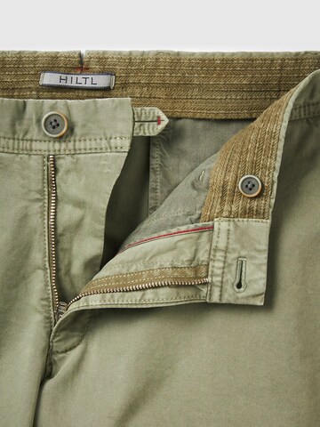 Hiltl Slim fit Chino Pants 'Tavi - Casual Gabardine' in Green