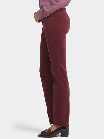 NYDJ Regular Jeans 'Marilyn ' in Red
