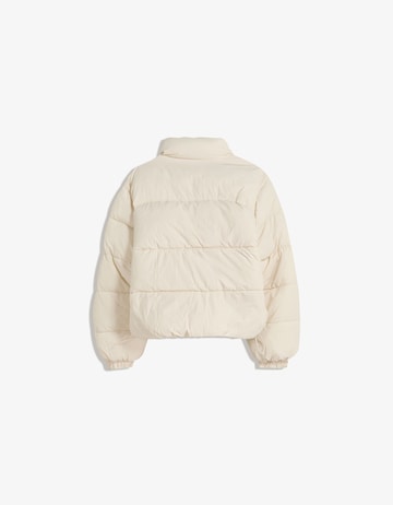 Bershka Winterjas in Wit