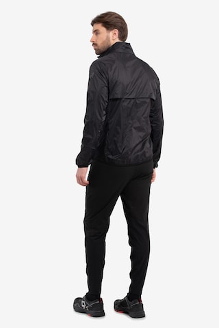 Rukka Toiminnallinen takki 'MAILO' värissä musta