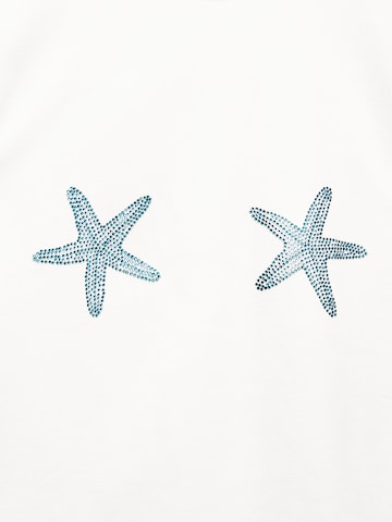 Tricou 'ESTRELLAS MERMAID' de la Pull&Bear pe alb