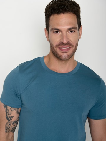 T-Shirt 'Guide Basic' GREENBOMB en bleu