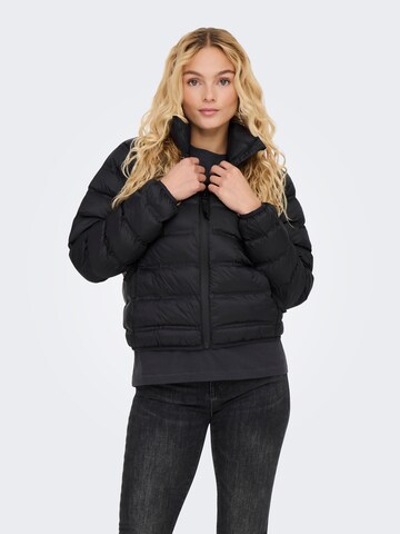 Giacca di mezza stagione 'ONLKESSA' di ONLY in nero: frontale