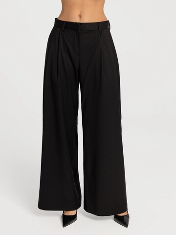 mandragora - regular Pantalón 'Estra' en negro