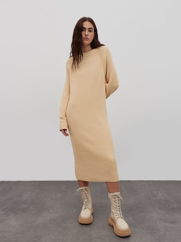 EDITED Knitted dress 'Adela' in Beige