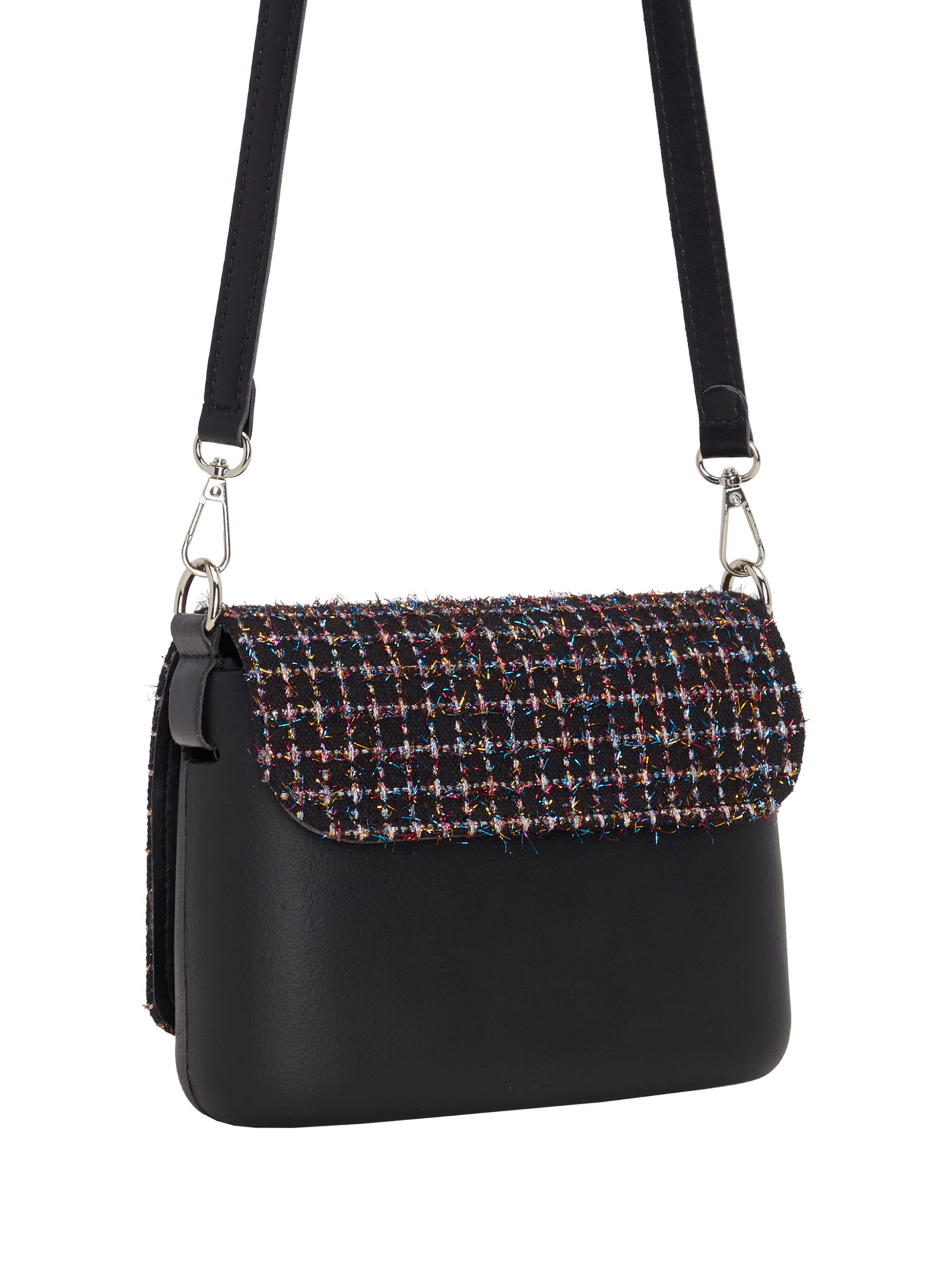 O bag Shoulder Bag in Black