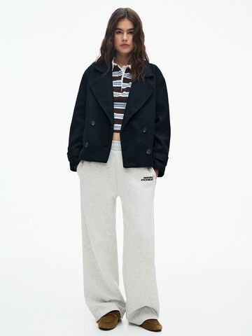 Pull&Bear Přechodný kabát – modrá