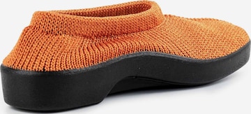 Chaussure basse Arcopedico en orange