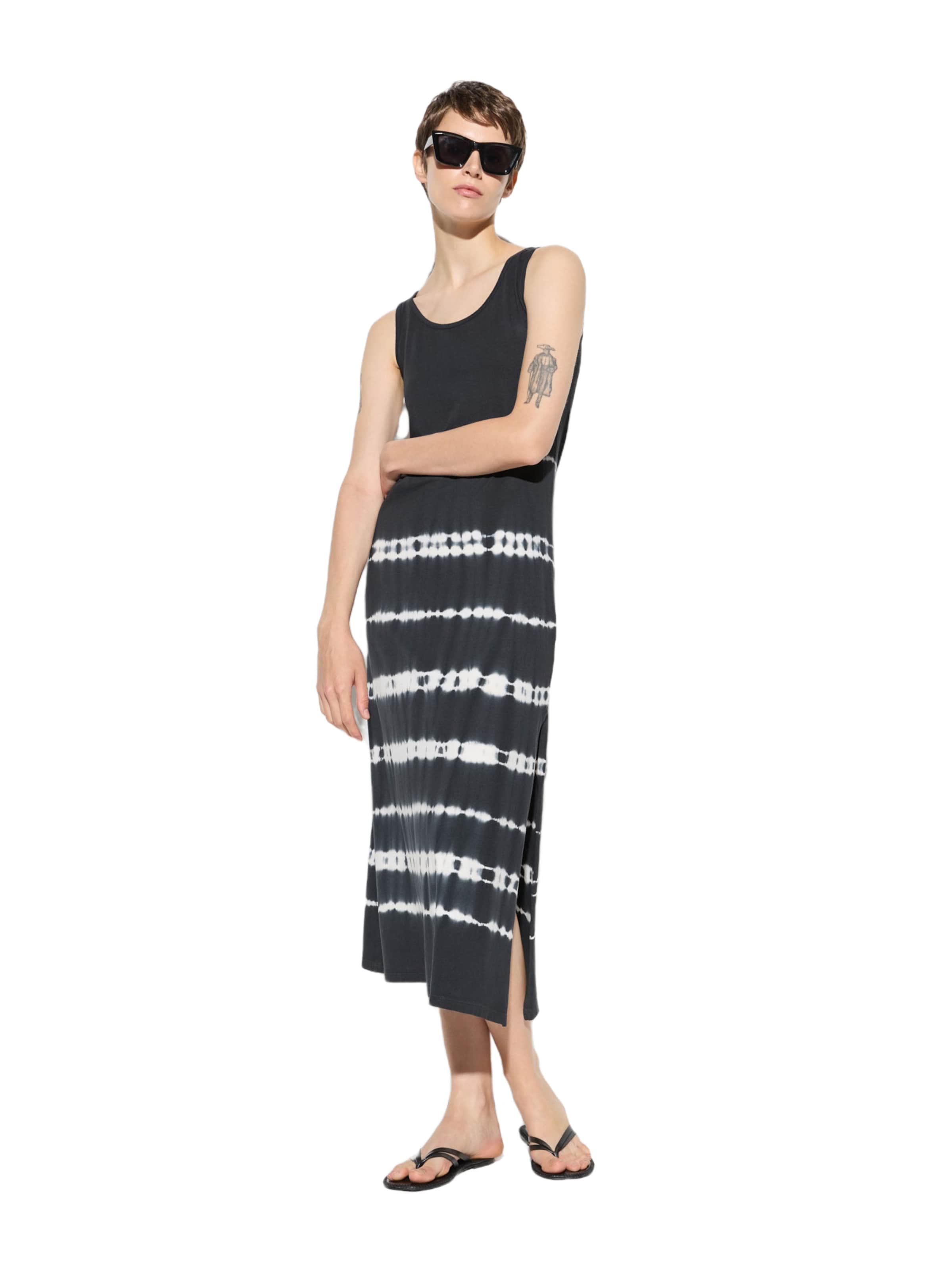 Robe d’été No Matter What en noir : devant