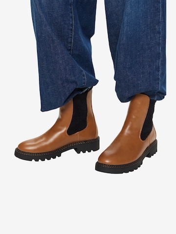 ESPRIT Chelsea Boots in Braun