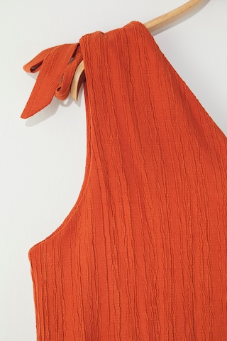 Trendyol Curve Jurk in Rood